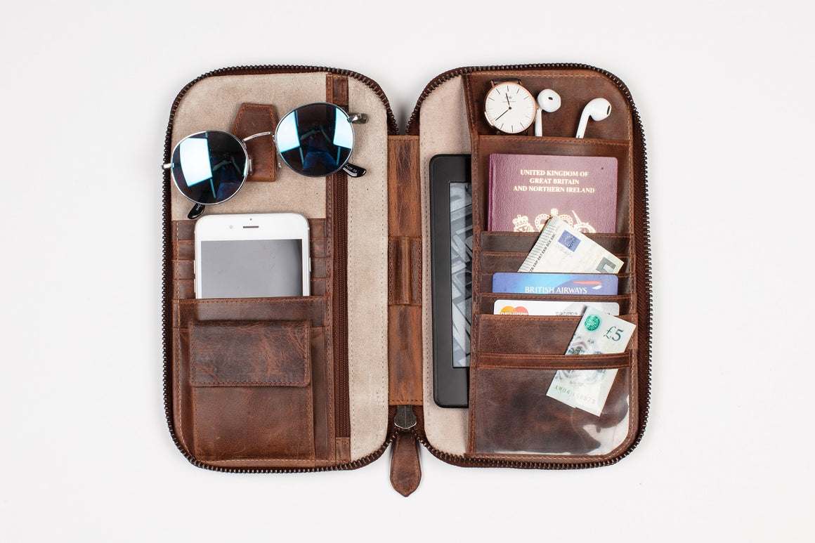 Travel Wallet Organizer - Cognac